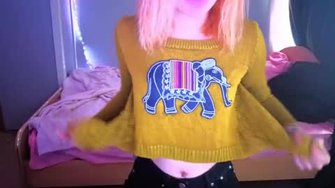 elieiza_xo online show from 05.06.26