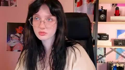 Ellie online show from 09.14.25