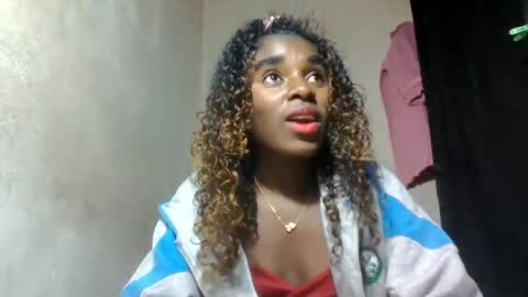 Snapshot of elina981 chatting on 07.11.26 elina981 online show from 07.11.26