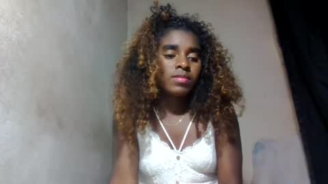 Snapshot of elina981 chatting on 07.28.26 elina981 online show from 07.28.26