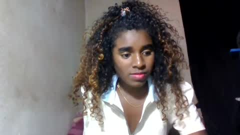 Snapshot of elina981 chatting on 08.04.26 elina981 online show from 08.04.26