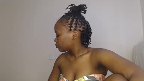 elina_gee online show from 09.24.25