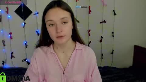 elina_x online show from 06.04.26