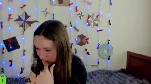 elina_x online show from 06.19.26