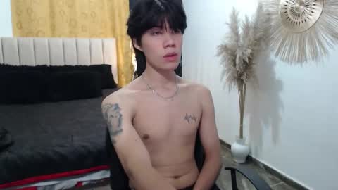 Snapshot of elio_collem chatting on 09.25.25 ELIO online show from 09.25.25