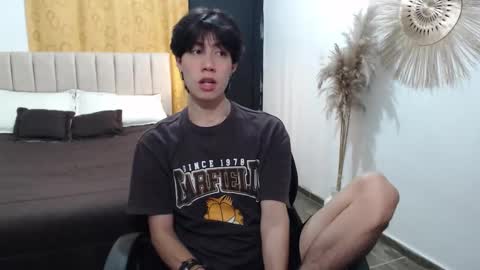 Snapshot of elio_collem chatting on 11.09.25 ELIO online show from 11.09.25