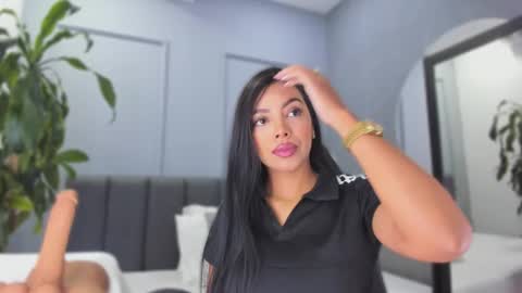 Snapshot of elisa_castrillon chatting on 01.06.26 Elisa online show from 01.06.26