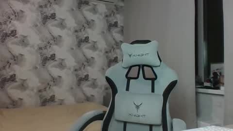 Snapshot of elisa_kollin chatting on 02.07.26 Aletta Oushen online show from 02.07.26