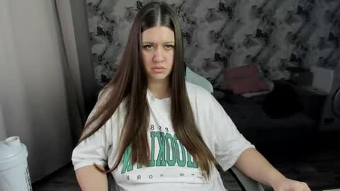 Snapshot of elisa_kollin chatting on 03.14.26 Aletta Oushen online show from 03.14.26