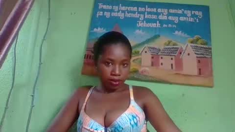Snapshot of elisabeth2525 chatting on 01.12.25 elisabeth2525 online show from 01.12.25