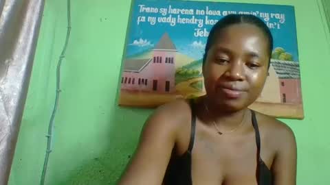 Snapshot of elisabeth2525 chatting on 01.16.25 elisabeth2525 online show from 01.16.25