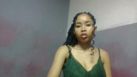 elisabethee online show from 04.17.26