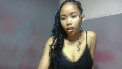 elisabethee online show from 04.19.26
