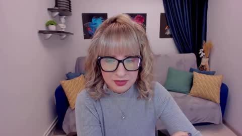 Snapshot of elisabethmills chatting on 01.23.25 Elisabeth online show from 01.23.25