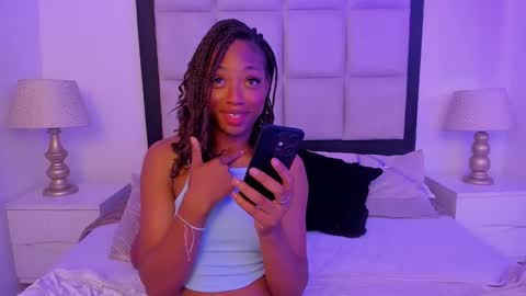 Snapshot of elisabettamonroy chatting on 01.19.26 elisabettamonroy online show from 01.19.26