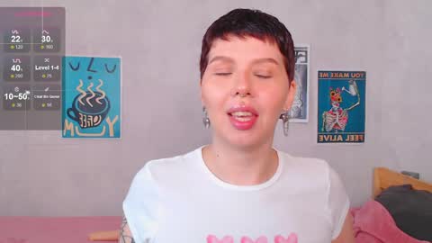 Snapshot of elise_day chatting on 05.16.26 elise_day online show from 05.16.26