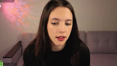 Elise online show from 03.25.26