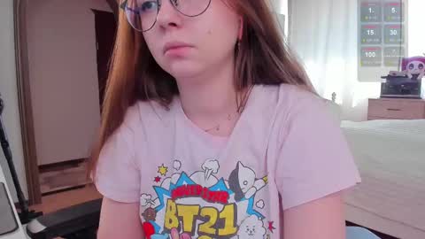 Snapshot of elisejays chatting on 03.08.25 Elise    online show from 03.08.25