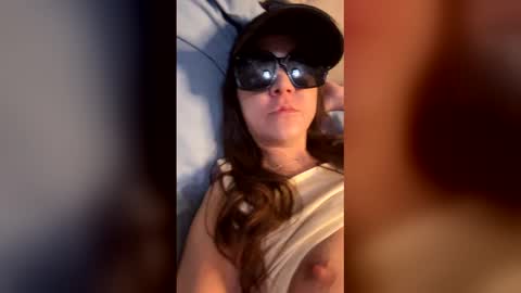 Snapshot of elishacohen33 chatting on 03.25.26 elishacohen33 online show from 03.25.26