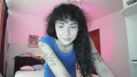Snapshot of elisskriter chatting on 07.30.26 Eliss online show from 07.30.26