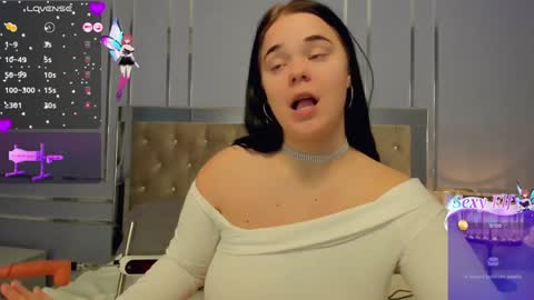 Snapshot of elissstoun chatting on 01.23.25 ElissStoun online show from 01.23.25