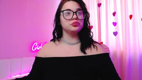 Snapshot of elissstoun chatting on 02.15.25 ElissStoun online show from 02.15.25