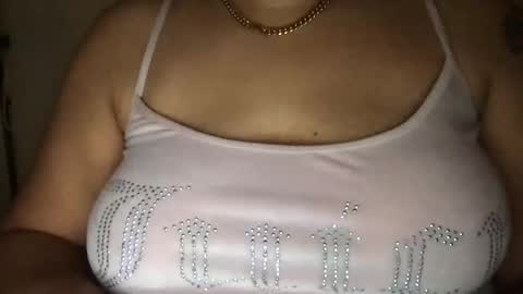 Snapshot of eliterd chatting on 09.14.25 eliterd online show from 09.14.25