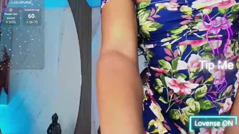 Snapshot of eliza_eup69 chatting on 11.22.25 ELIZA online show from 11.22.25