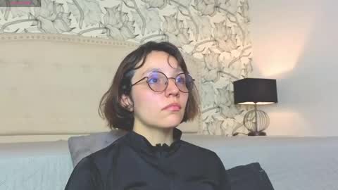 Eliza online show from 04.21.26