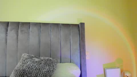 Snapshot of eliza_sanz chatting on 01.30.25 My name is ElizaPVT is open online show from 01.30.25