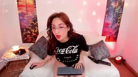 Snapshot of elizabet_swann chatting on 02.19.26 elizabet_swann online show from 02.19.26