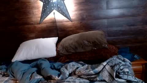 Snapshot of elizabeth_aron chatting on 03.21.26 elizabeth_aron online show from 03.21.26