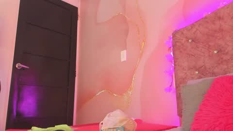 Montserrath online show from 12.28.24