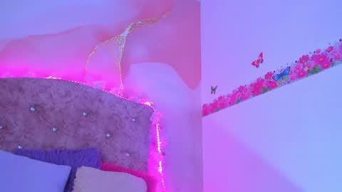 Montserrath online show from 01.03.25