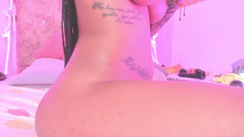 Montserrath online show from 01.03.25