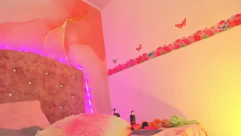 Montserrath online show from 01.08.25