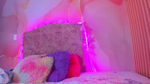 Montserrath online show from 02.19.25