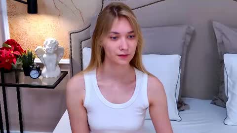 Elizabeth online show from 07.18.26