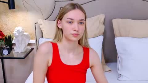 Elizabeth online show from 08.08.26
