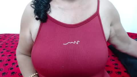 ElizabethMiler online show from 07.04.26