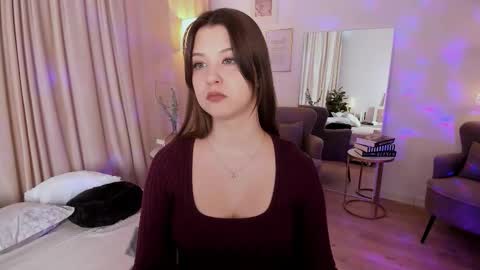 Snapshot of elizamild chatting on 02.23.26 Eliza online show from 02.23.26