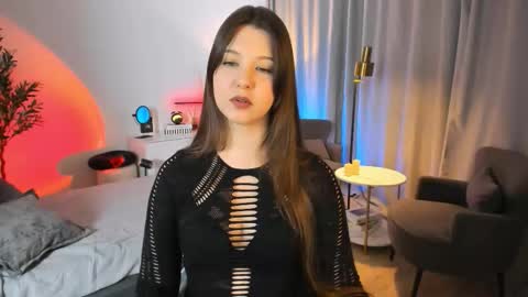 Snapshot of elizamild chatting on 03.07.26 Eliza online show from 03.07.26