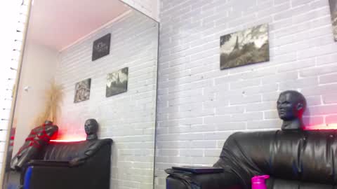 Snapshot of elizatex chatting on 12.21.24 online show from 12.21.24