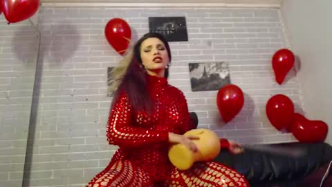 Snapshot of elizatex chatting on 02.28.25 online show from 02.28.25