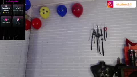 Snapshot of elizatex chatting on 07.04.26 online show from 07.04.26