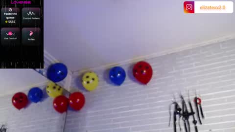 Snapshot of elizatex chatting on 07.06.26 online show from 07.06.26