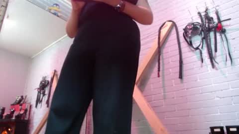 Snapshot of elizatex chatting on 08.04.26 online show from 08.04.26