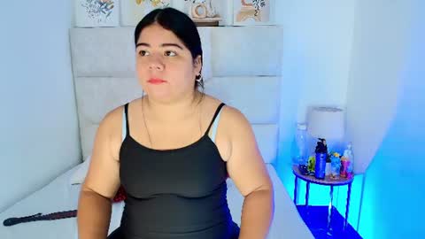 Snapshot of elizawiliamst chatting on 06.16.26 Eliza online show from 06.16.26