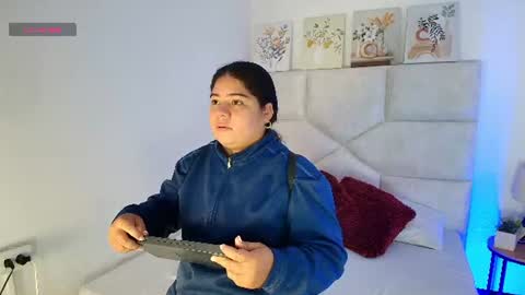 Snapshot of elizawiliamst chatting on 07.10.26 Eliza online show from 07.10.26