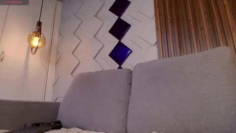 Snapshot of elizbeth_777 chatting on 02.26.25 elizbeth_777 online show from 02.26.25